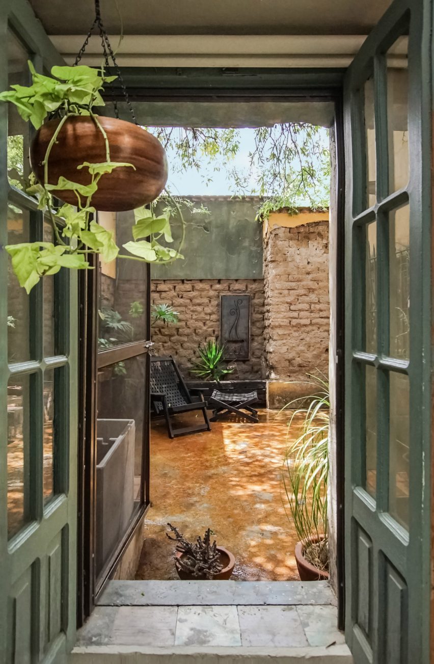 Ceiba House by Jorge Ramirez