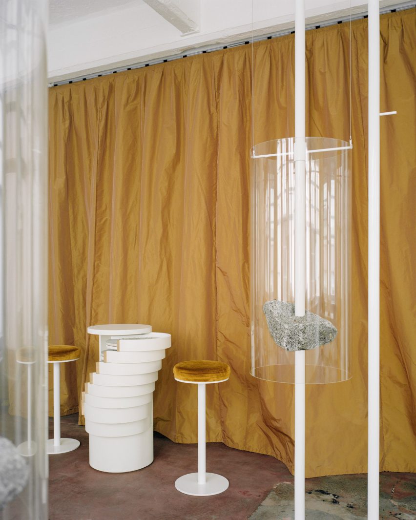 Cushla Whiting jewellery showroom by Richard Stampton Architects