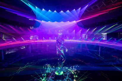 Dior commissioned Hajime Soramaya to build a 12 metre tall sculpture of a robot