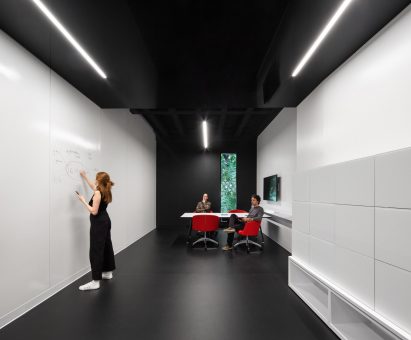 Dow Planetarium by Menkes Shooner Dagenais LeTourneux Architectes