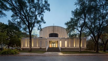 Dow Planetarium by Menkes Shooner Dagenais LeTourneux Architectes