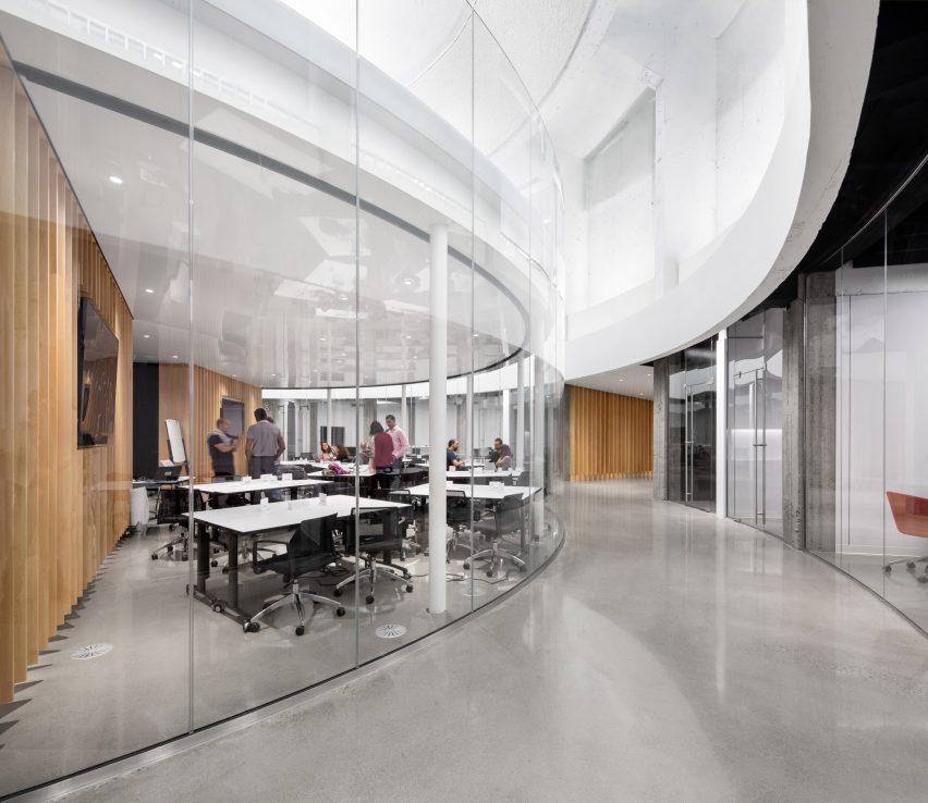 Dow Planetarium by Menkes Shooner Dagenais LeTourneux Architectes