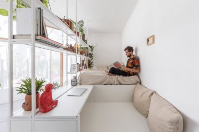 Tiny El Camarin apartment by IR Arquitectura