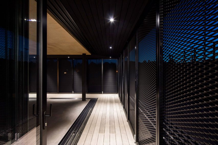 Eton college sports pavilion by Lewandowski Architects