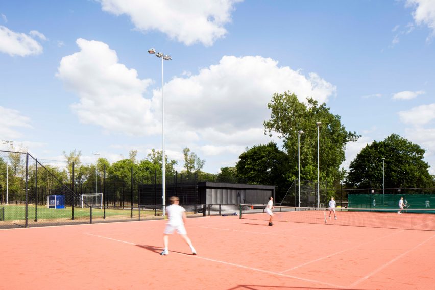 Eton college sports pavilion by Lewandowski Architects
