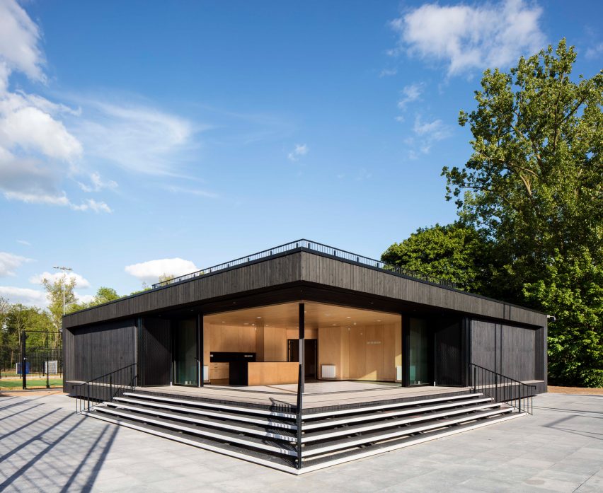 Eton college sports pavilion by Lewandowski Architects
