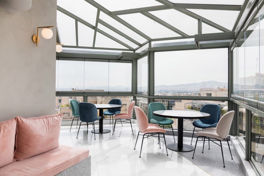 Fluo Evripidis hotel