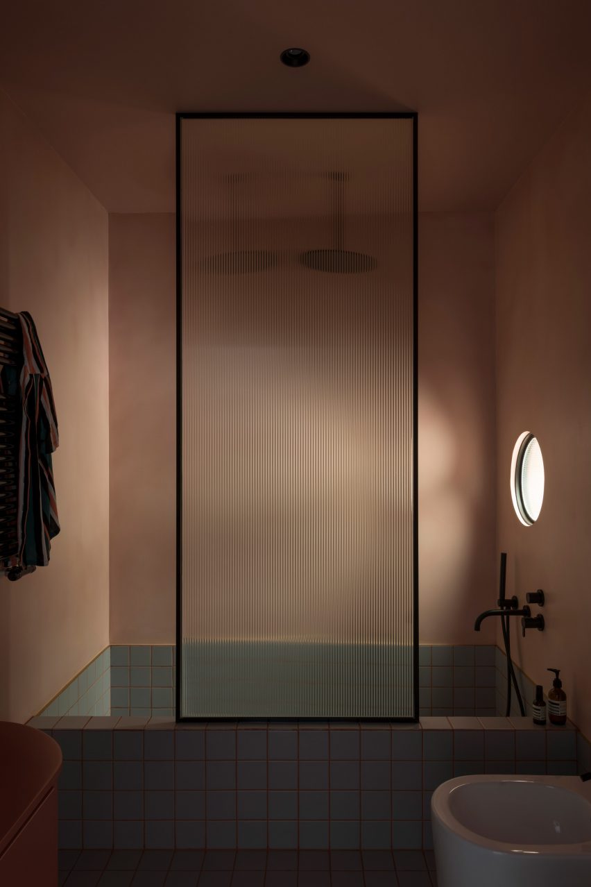 Font 6 apartment by Colombo and Serboli Architecture