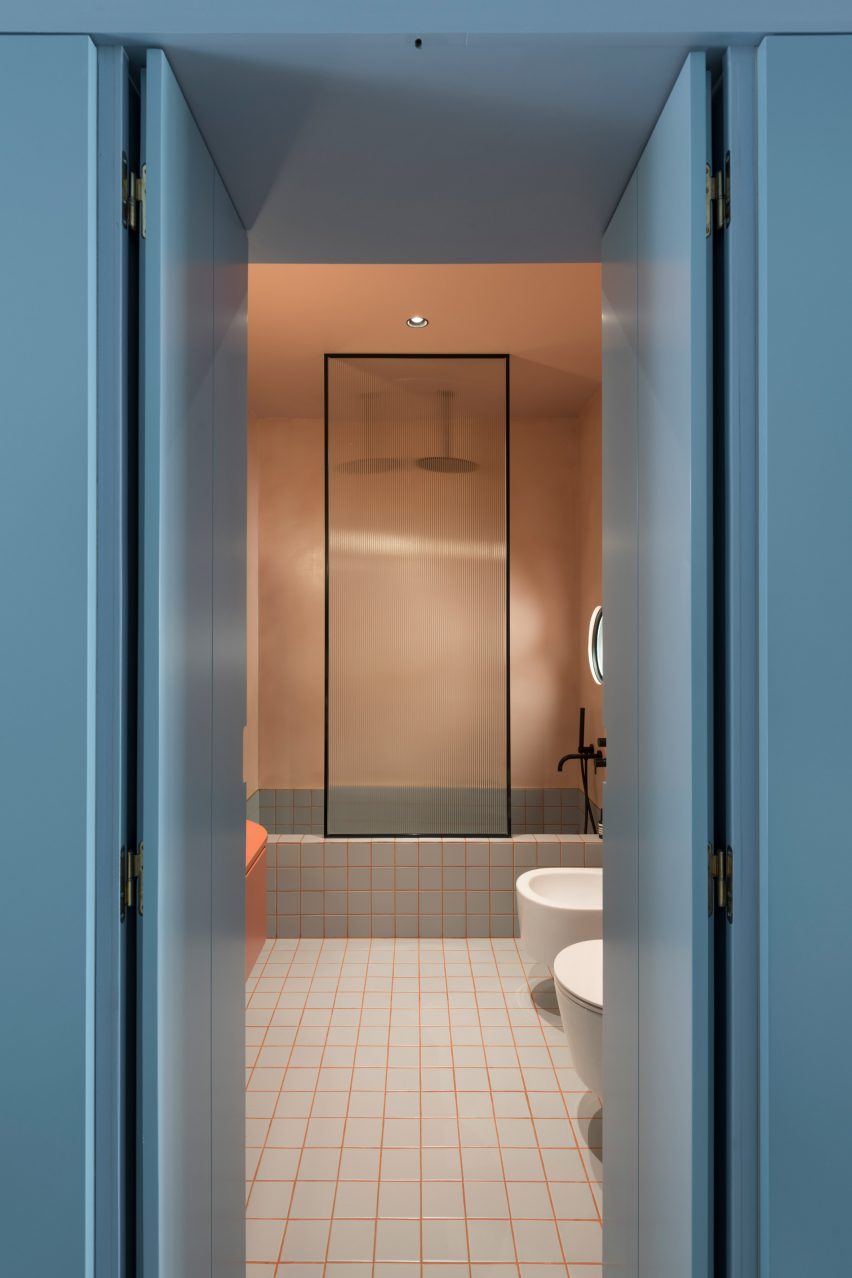 Font 6 apartment by Colombo and Serboli Architecture