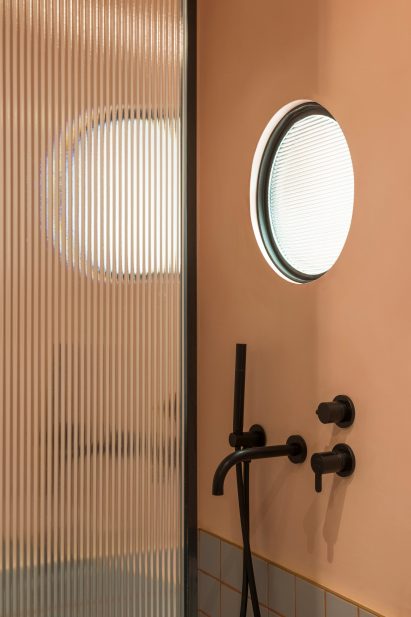 Font 6 apartment by Colombo and Serboli Architecture