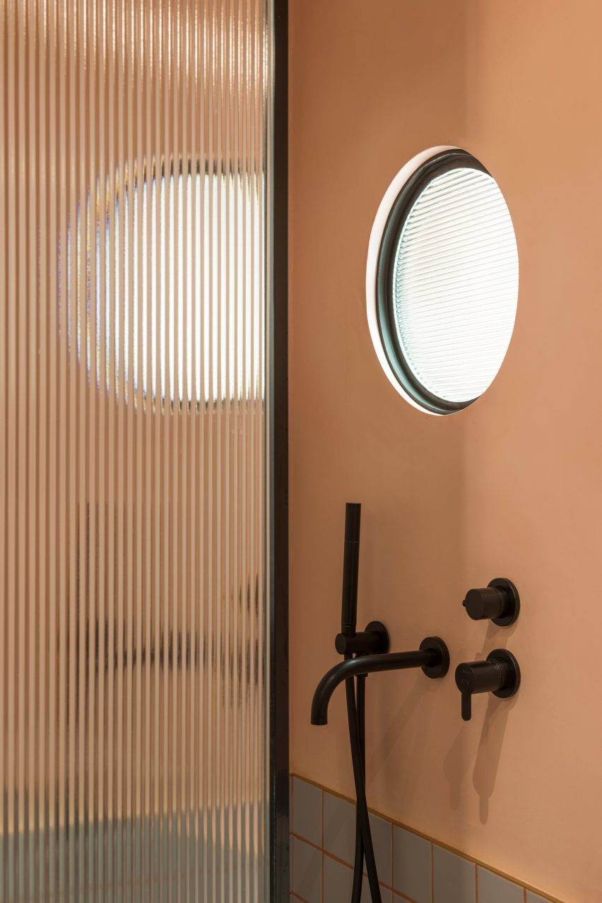 Font 6 apartment by Colombo and Serboli Architecture