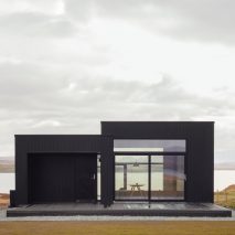 Harlosh, a house in the Isle of Skye, Scotland, by Dualchas Architects