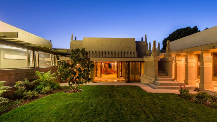 Frank Lloyd Wright's Hollyhock House