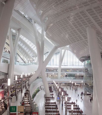 Hong Kong West Kowloon Station by Aedas