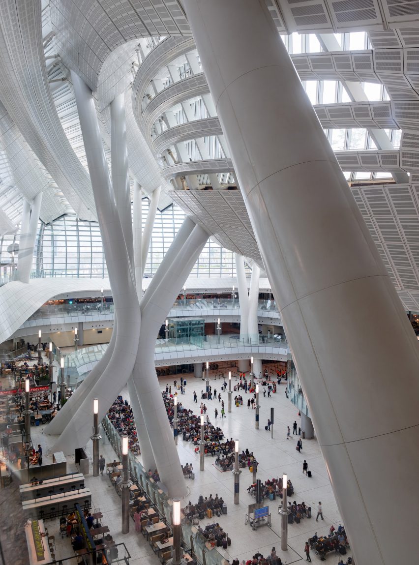 Hong Kong West Kowloon Station by Aedas