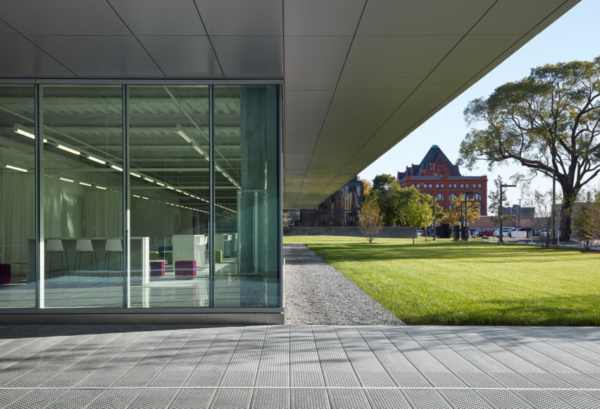 Kaplan Institute at IIT by John Ronan