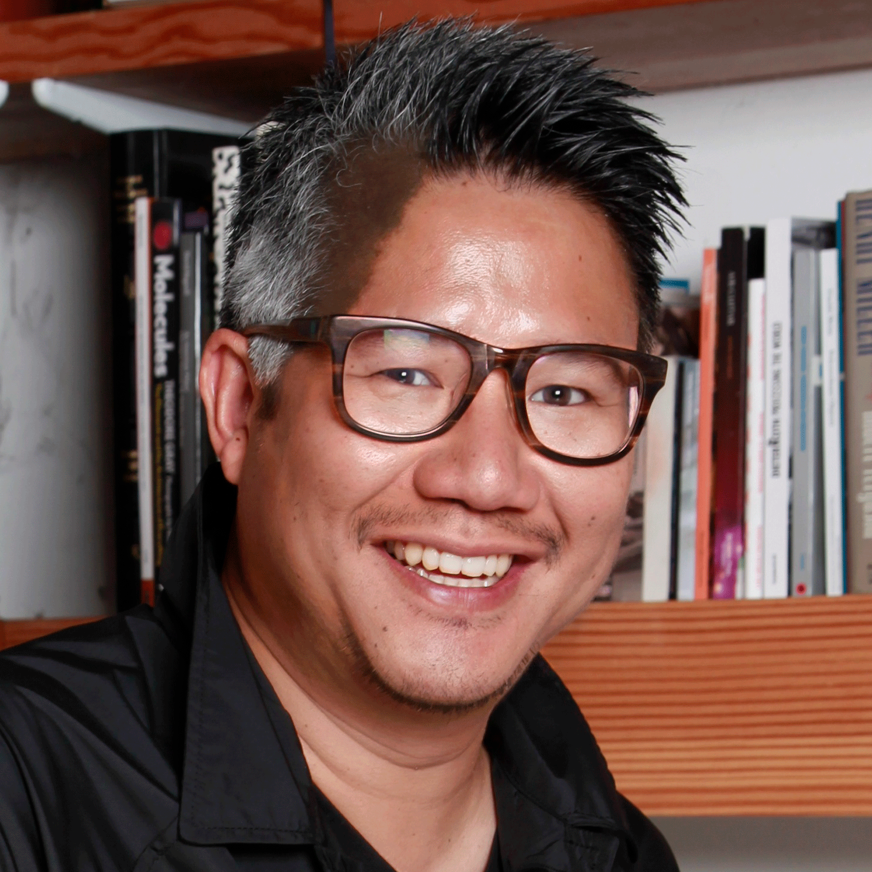 Portrait of Kulapat Yantrasast