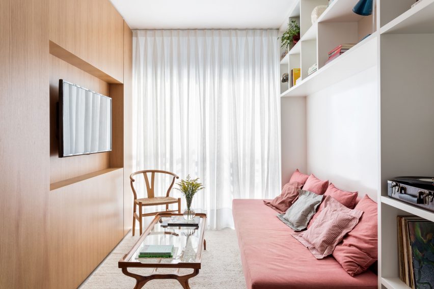 Sao Francisco apartment renovation by Leandor Garcia