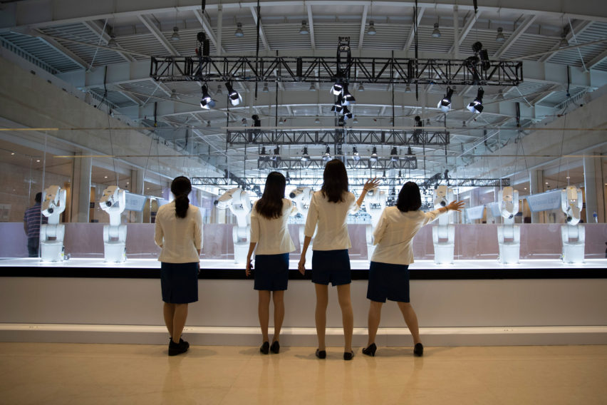 Madeline Gannon's Manus robot installation at the World Economic Forum in China