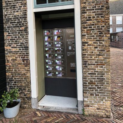 Marije Vogelzang's secret vending machine