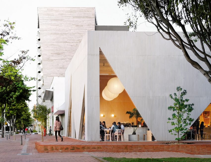 Masa by Studio Cadena