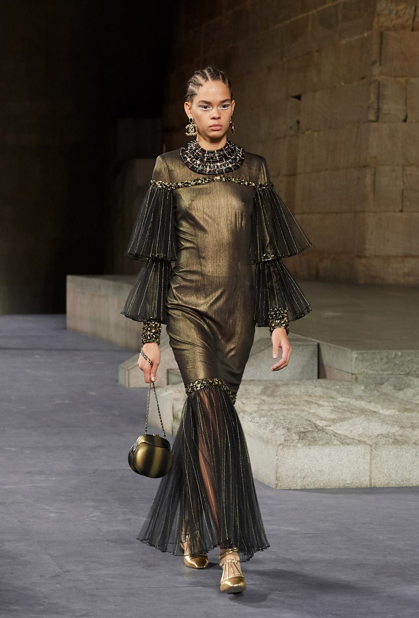 Chanel's 2018/19 Métiers d'art collection