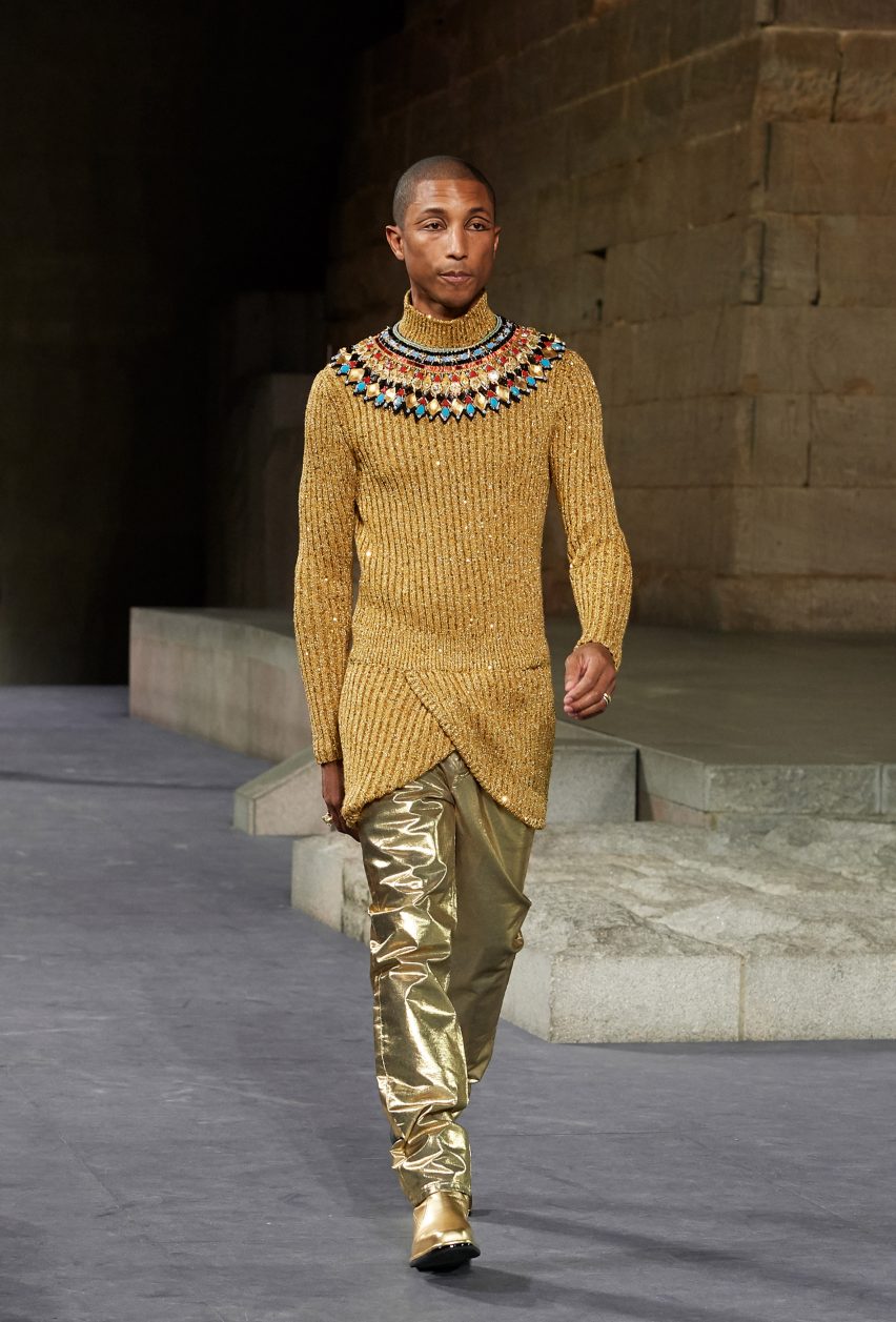 Chanel's 2018/19 Métiers d'art collection