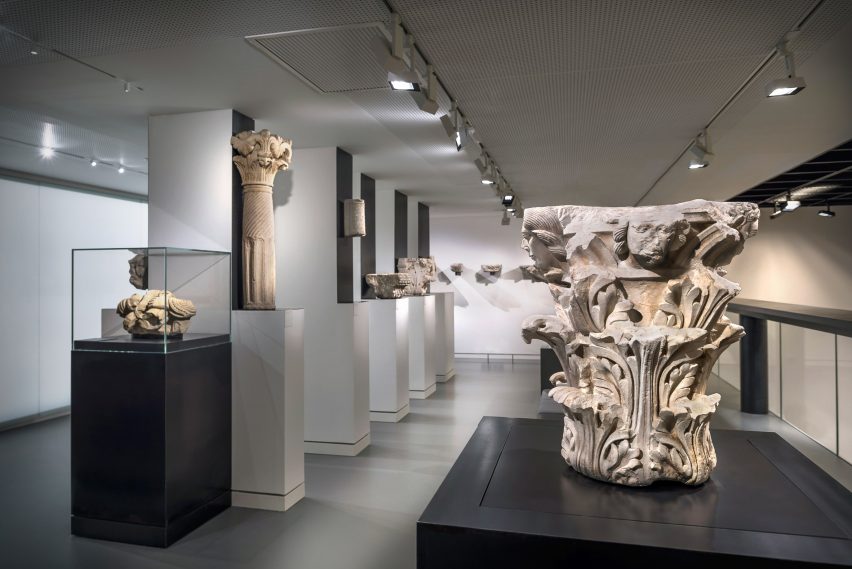 Interiors of Musée de la Romanité of Nîmes by Elizabeth de Portzamparc