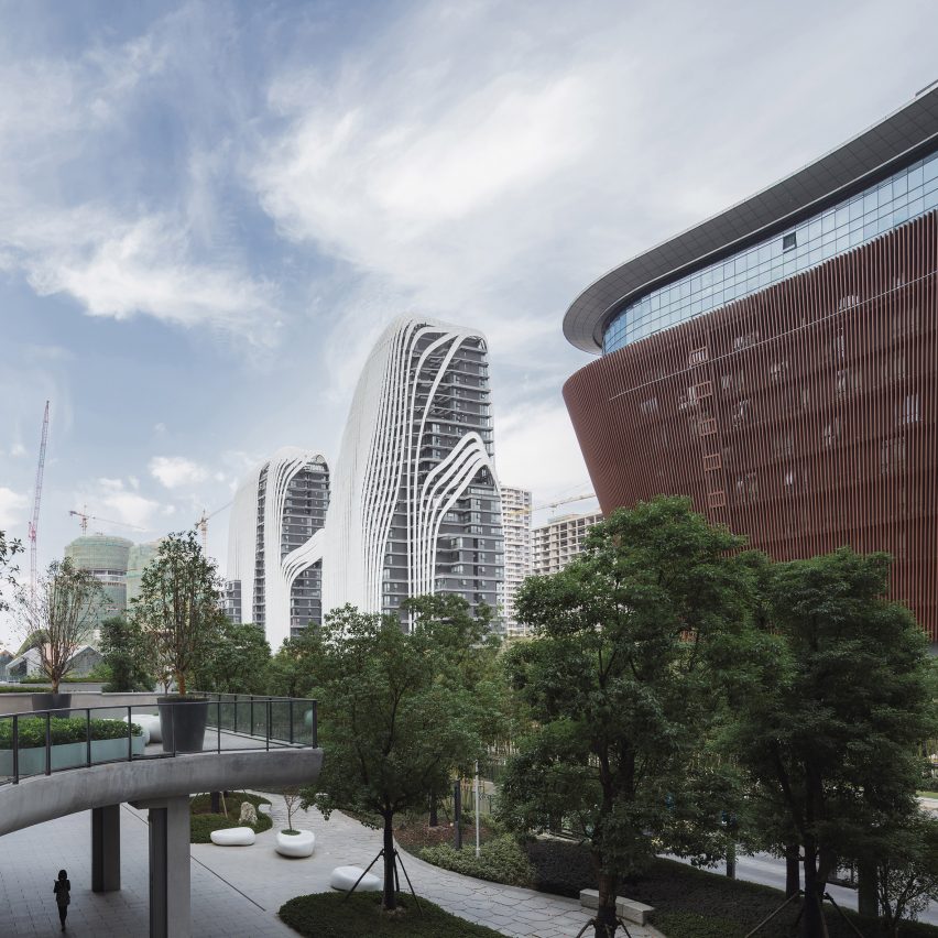 Nanjing Zendai Himalayas Center by MAD
