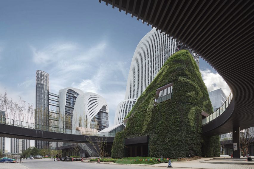 Nanjing Zendai Himalayas Center by MAD