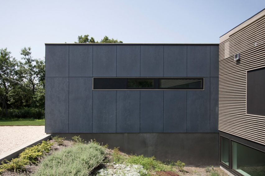 North Fork Bluff House by Resolution 4 Architecture