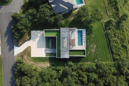 North Fork Bluff House by Resolution 4 Architecture
