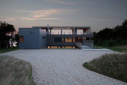 North Fork Bluff House by Resolution 4 Architecture