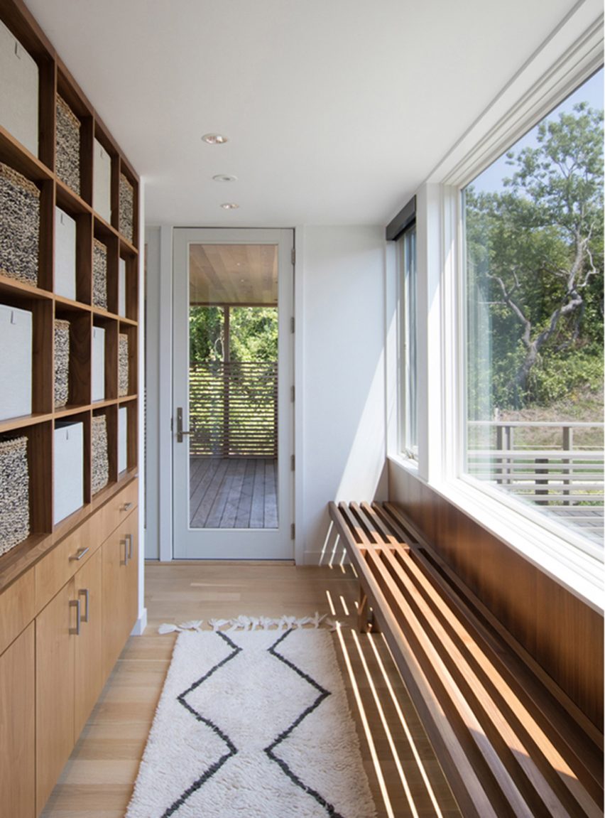 North Fork Bluff House by Resolution 4 Architecture