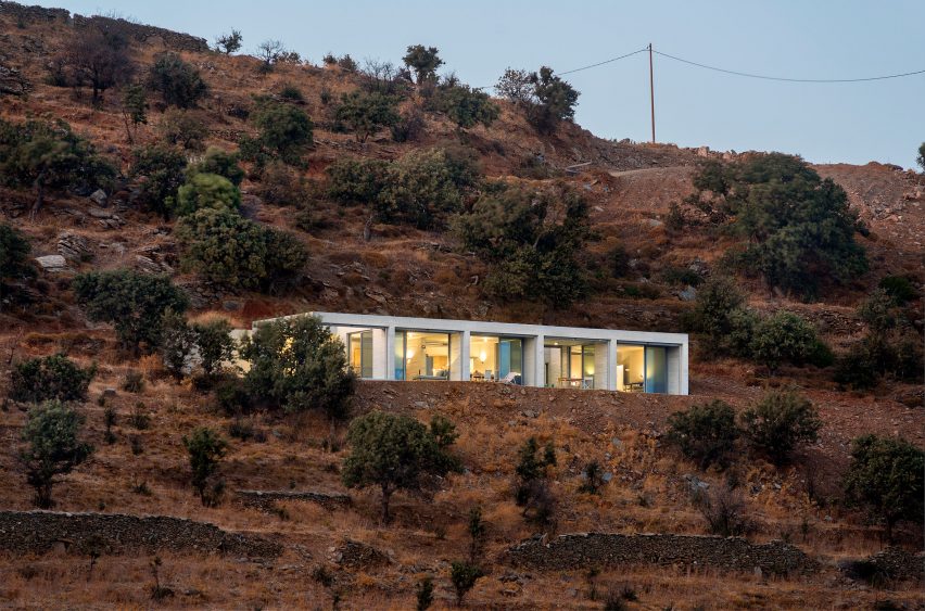 Parallel House by En Route Architects