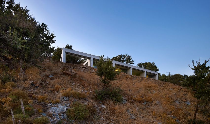 Parallel House by En Route Architects