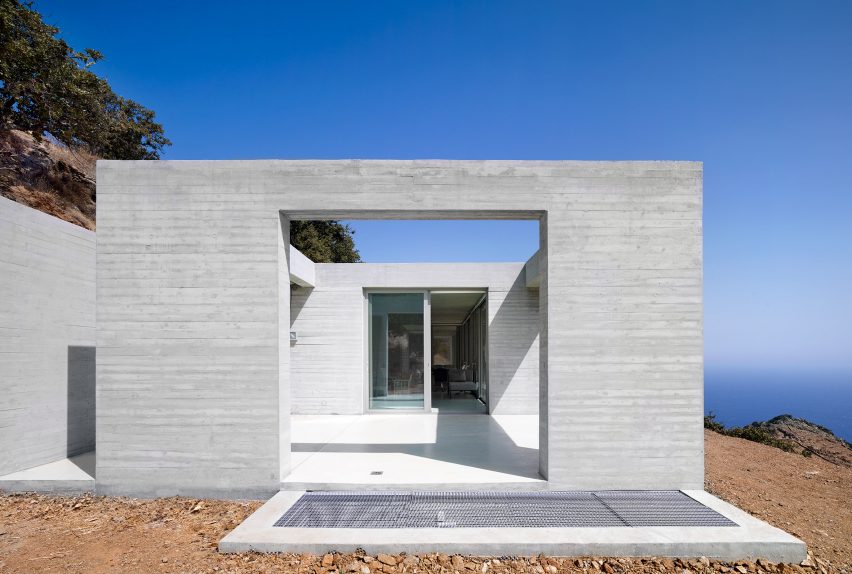 Parallel House by En Route Architects