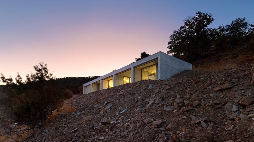 Parallel House by En Route Architects
