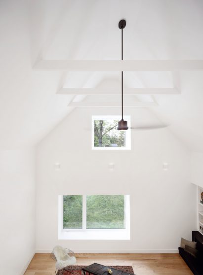 Peak-a-Boo house by Post Architecture