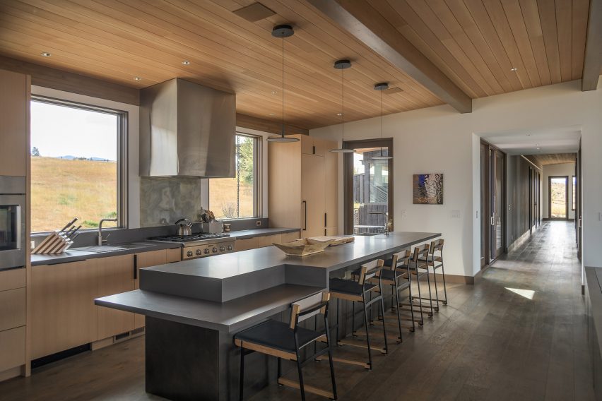 Shaw Mesa Residence by Michael Doty Associates