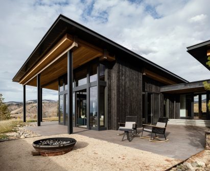 Shaw Mesa Residence by Michael Doty Associates