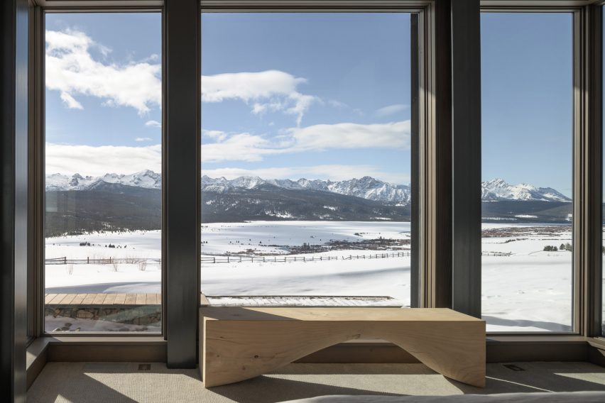 Shaw Mesa Residence by Michael Doty Associates