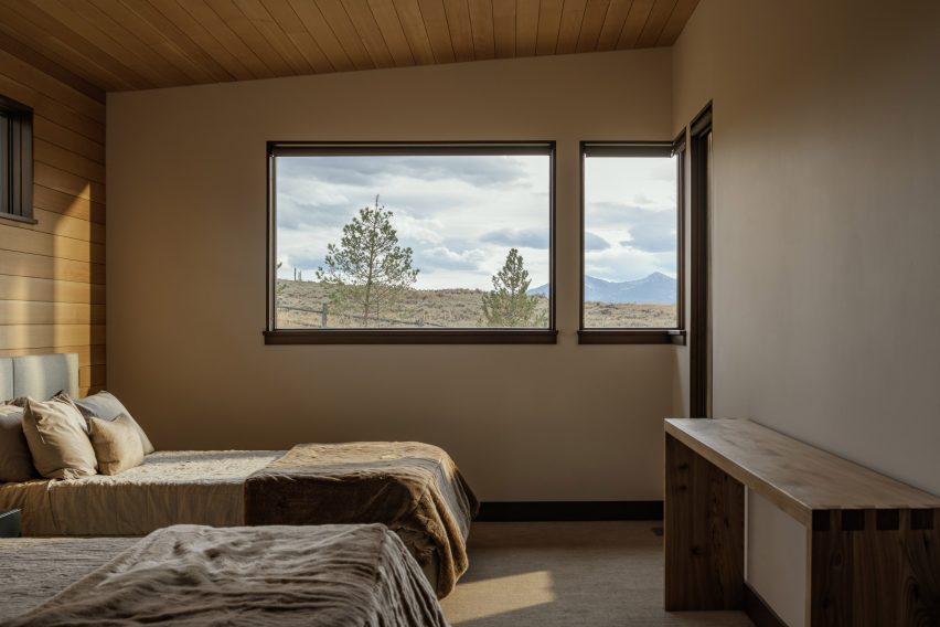 Shaw Mesa Residence by Michael Doty Associates