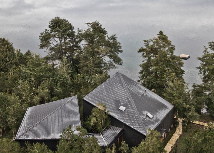 Split House by Hsu Gabriel Architects