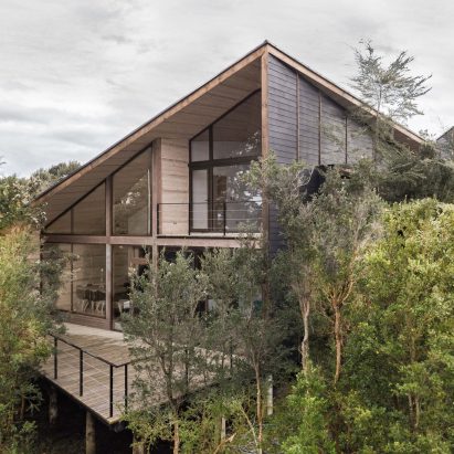 Split House by Hsu Gabriel Architects