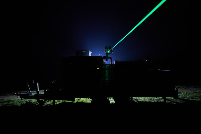 Windvogel energy-generating kites by Studio Roosegaarde