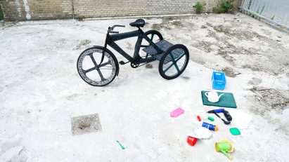 Better to transport by Thomas Hoogewerf