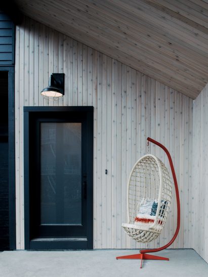Alpine Noir Chalet by Keystone Architecture and Casework