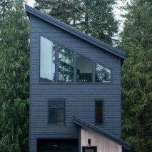 Alpine Noir Chalet by Keystone Architecture and Casework