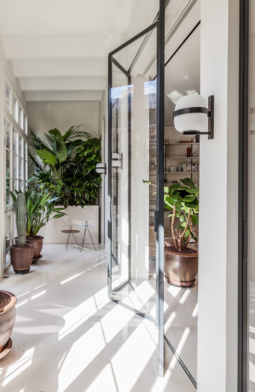 Interiors of Argentona Apartment, designed by YLAB Arquitectos